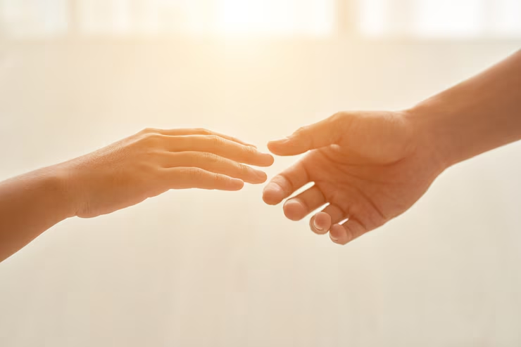 hands-holding
